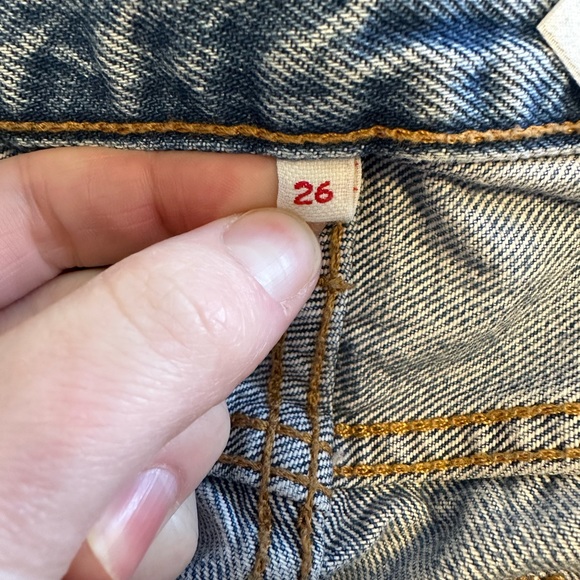 Levi skirt - Picture 3 of 3